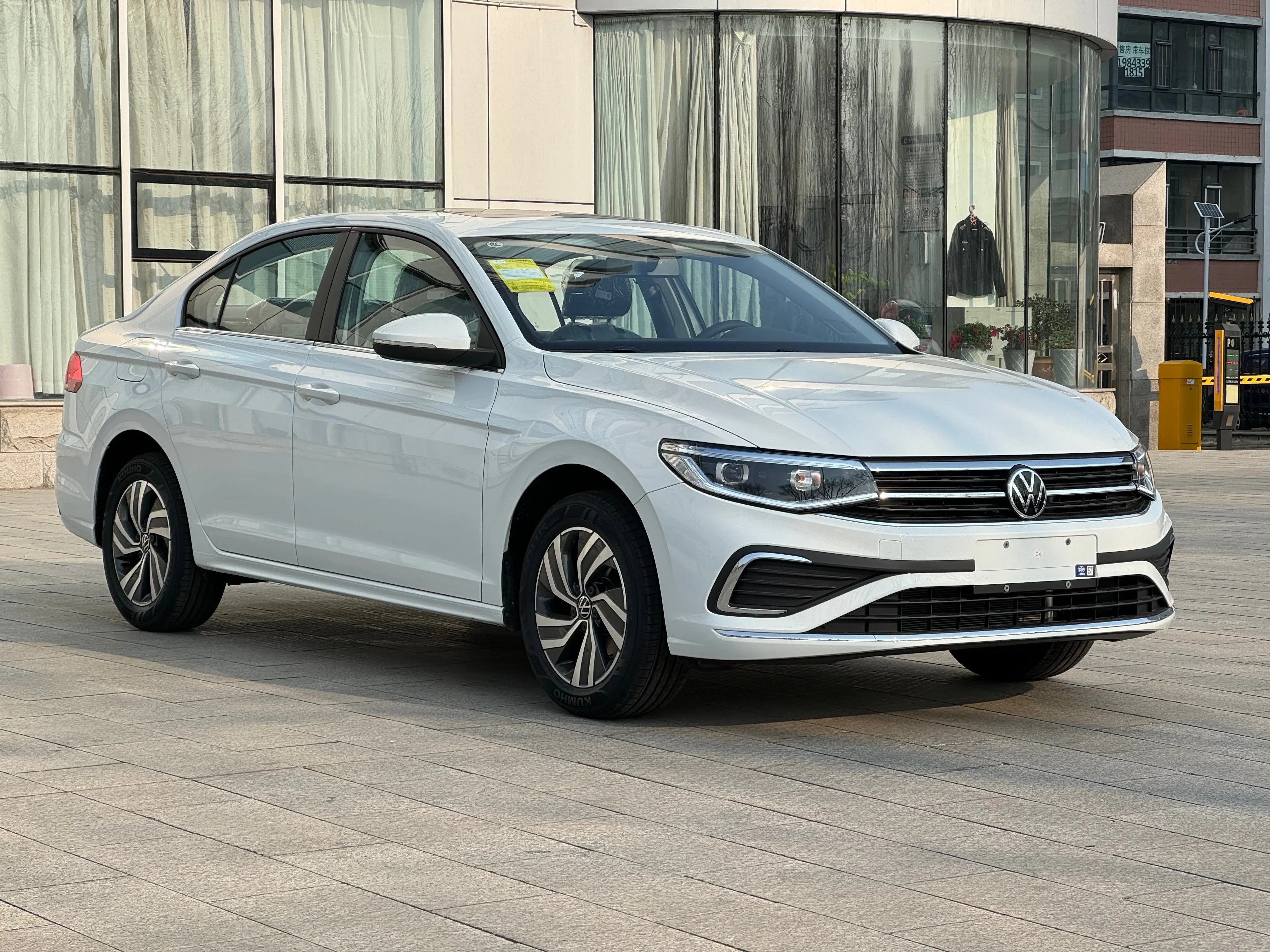 Volkswagen Bora  из Китая