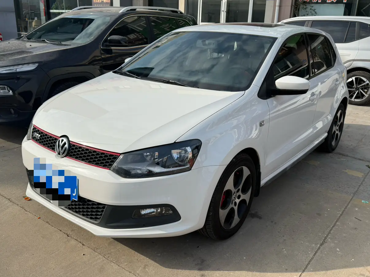 Volkswagen Polo  из Китая