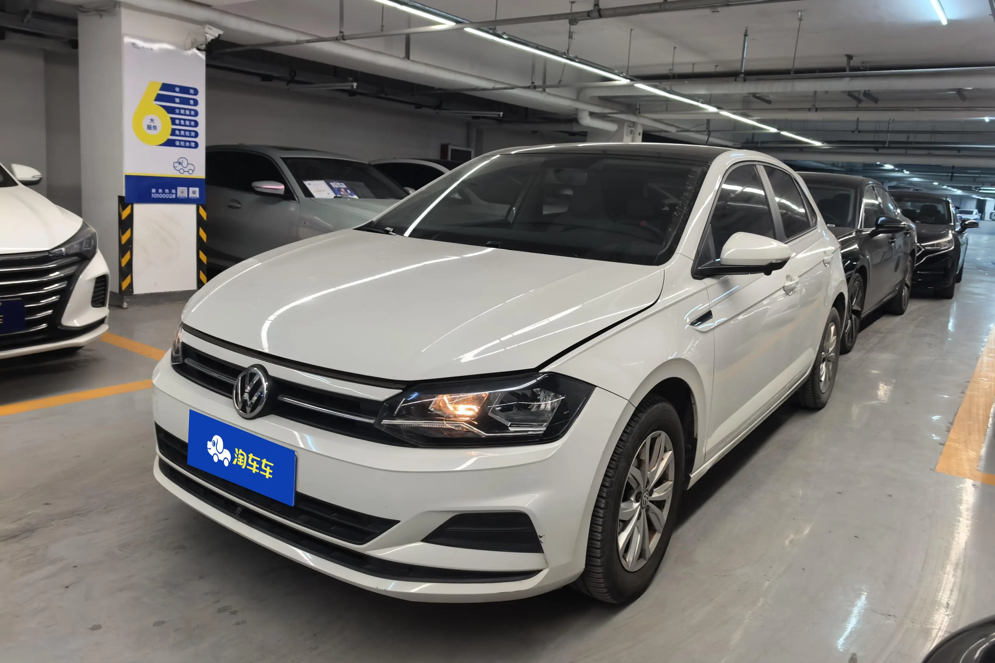 Volkswagen Polo  из Китая
