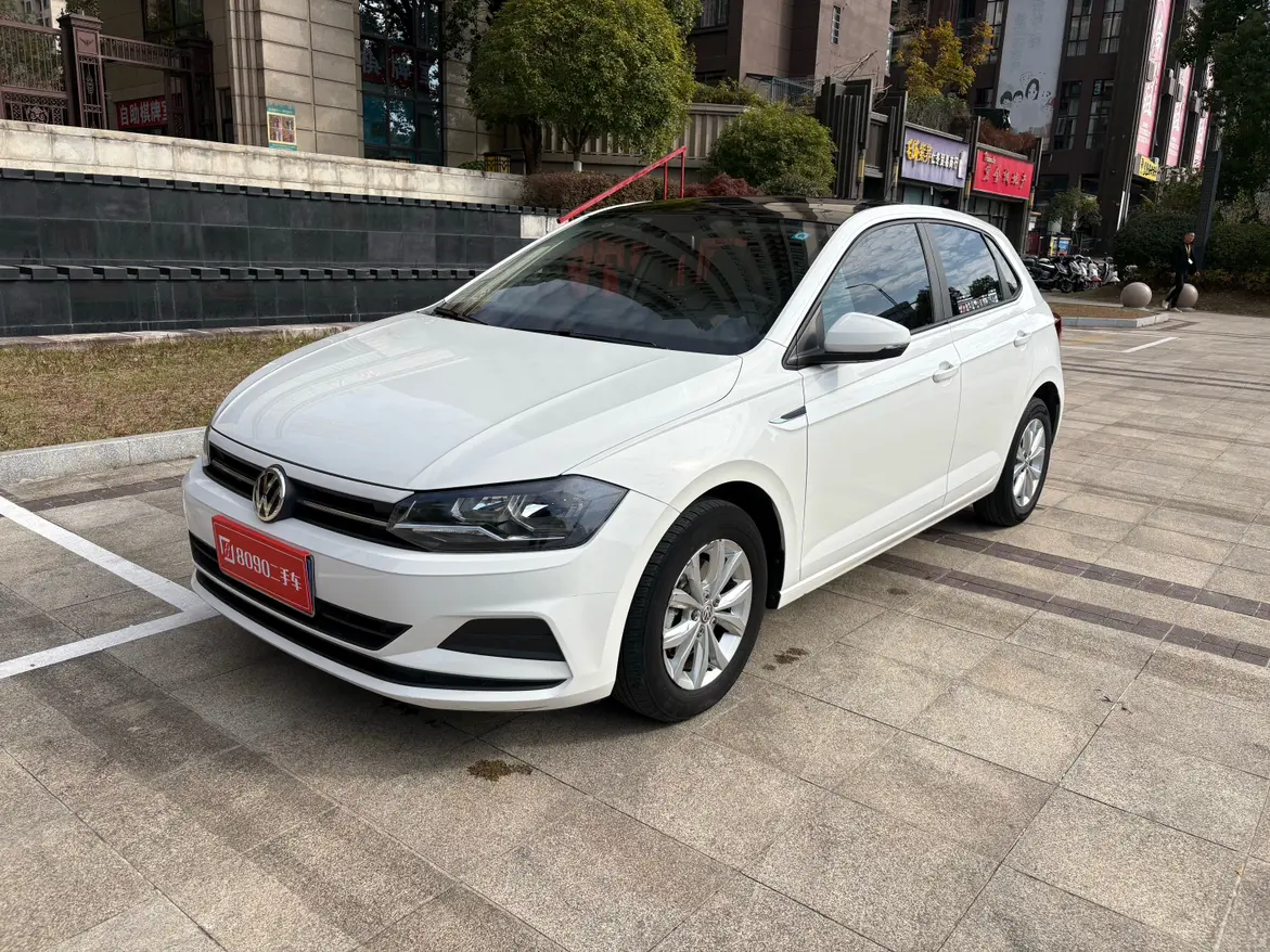 Volkswagen Polo  из Китая