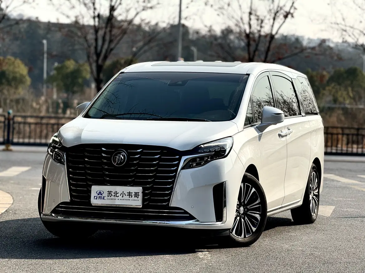 Buick GL8  из Китая