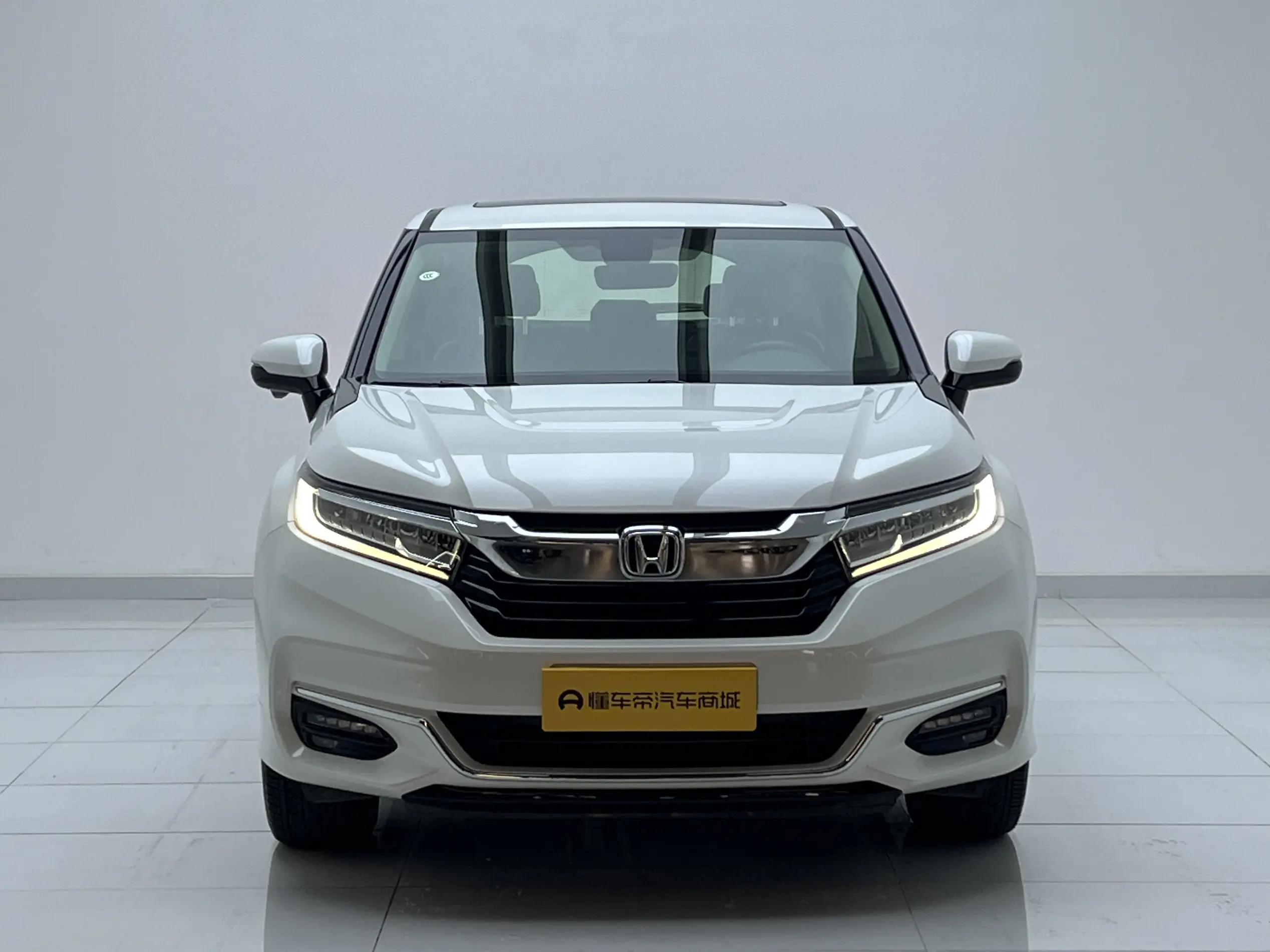 Honda Avancier (Crown Road)  из Китая