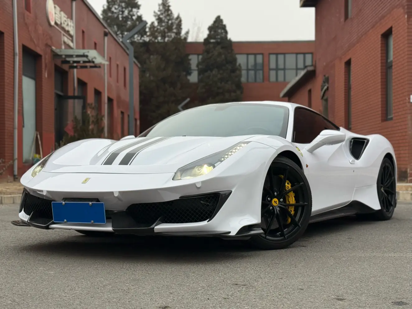 Ferrari 488  из Китая