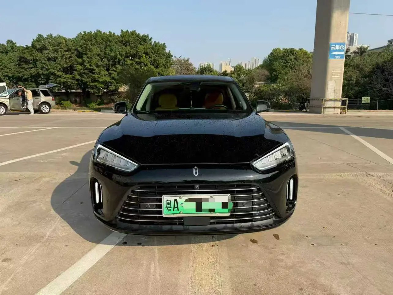 AITO M5 (Wenjie M5)  из Китая