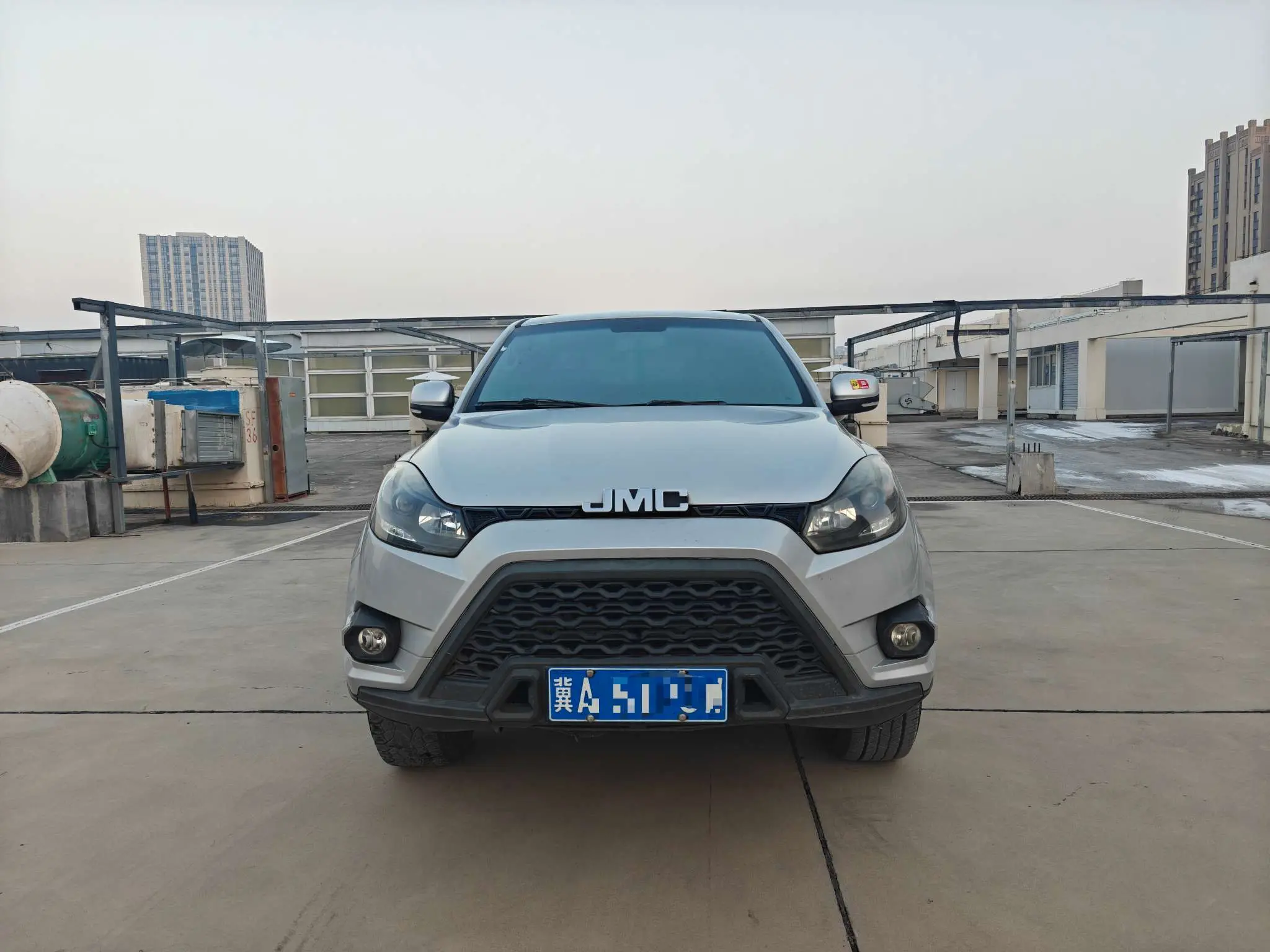 Jiangling Domain Tiger 5  из Китая