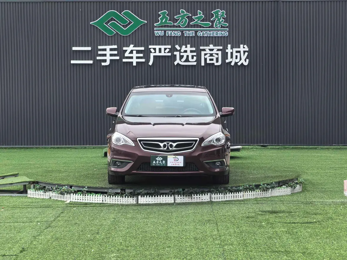 BAIC Saab D70  из Китая