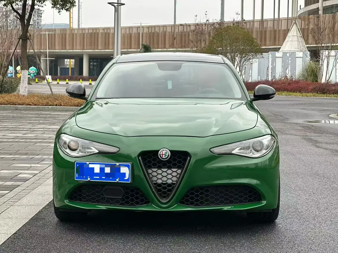 Alfa romeo Giulia Juliet  из Китая