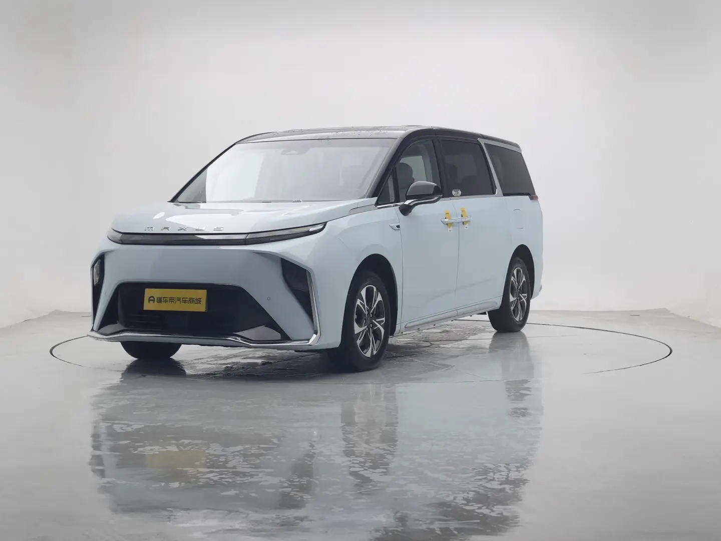 Datong Everyone 9 EV  из Китая