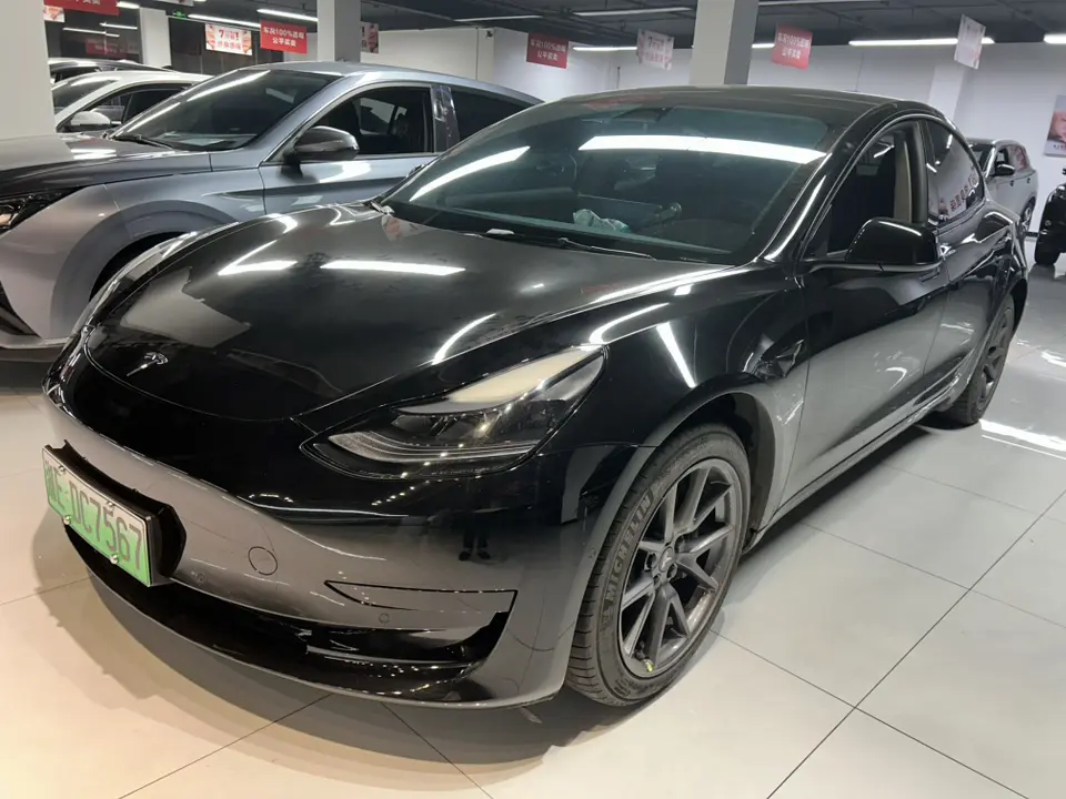 Tesla Model 3  из Китая