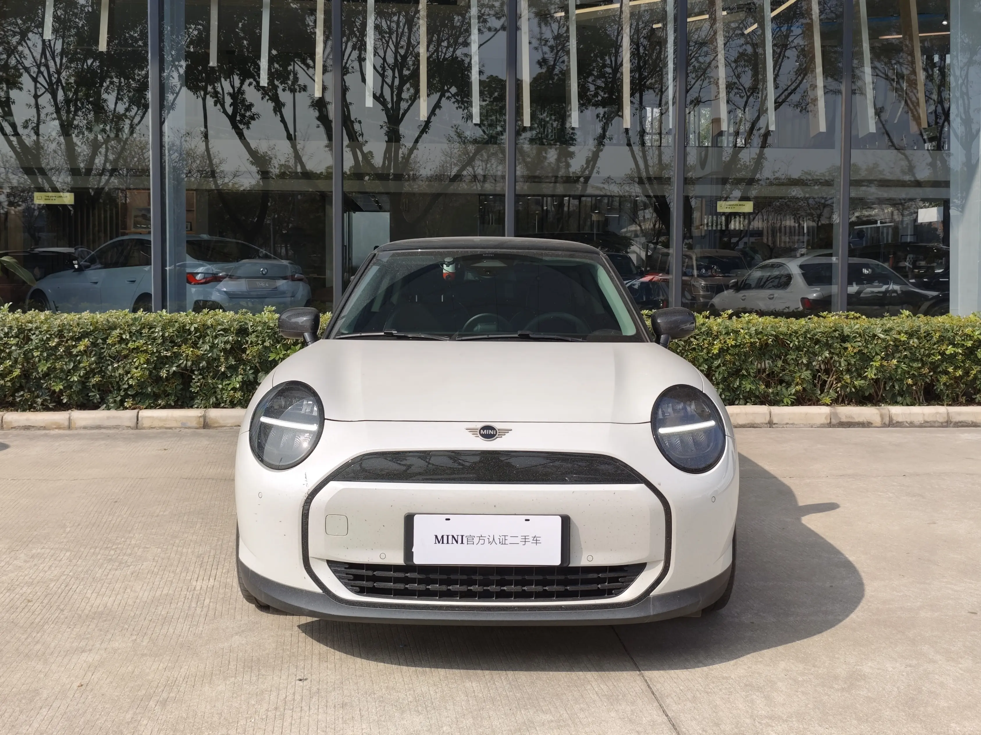 MINI ELECTRIC  COOPER  из Китая