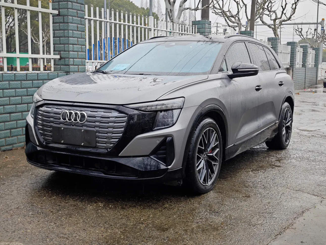 Audi Q5 e-tron  из Китая