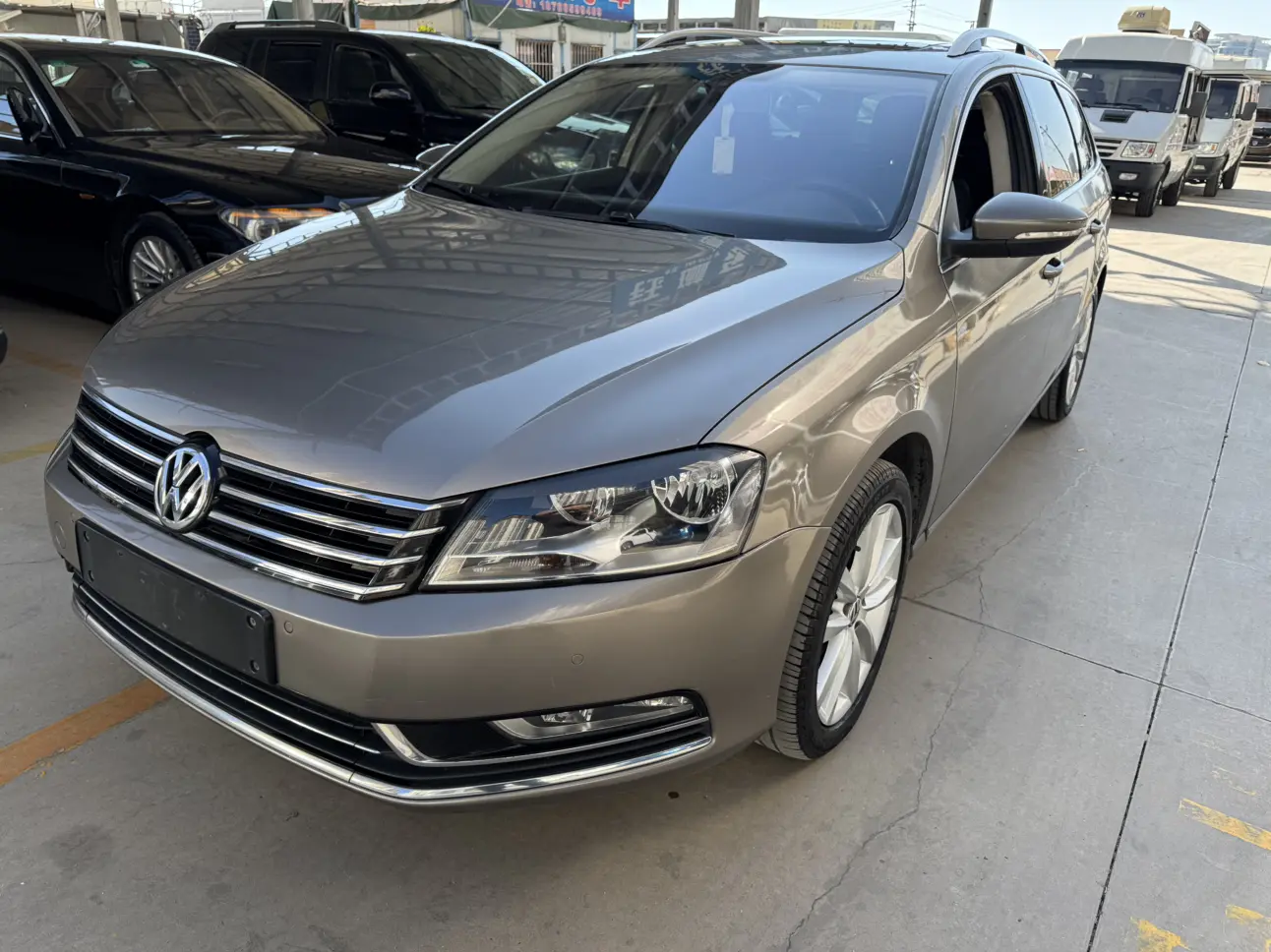 Volkswagen Magotan  из Китая