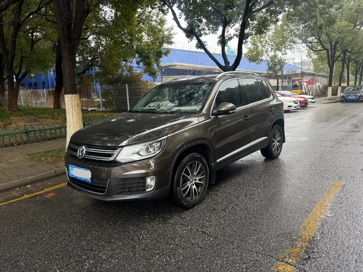 Volkswagen Tiguan  из Китая