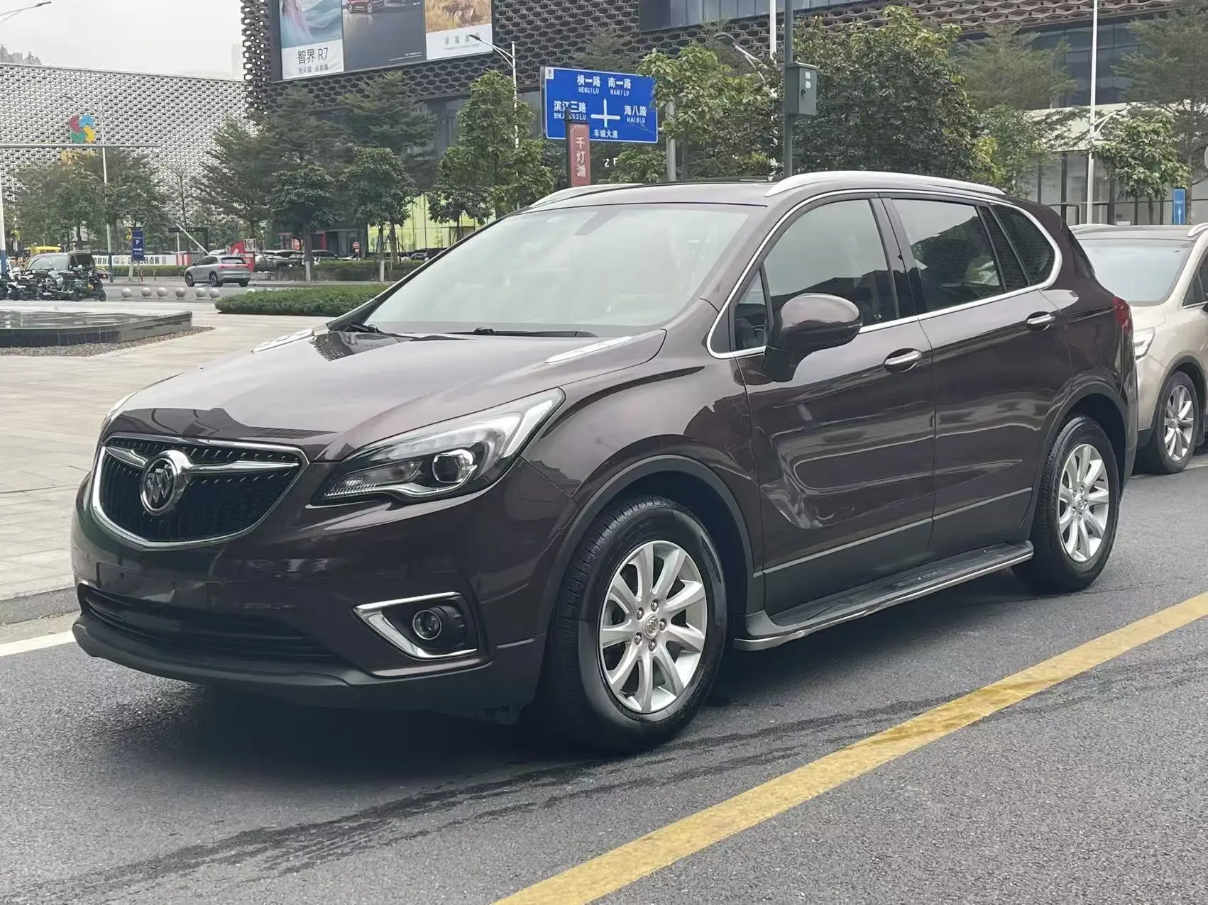 Buick Envision  из Китая
