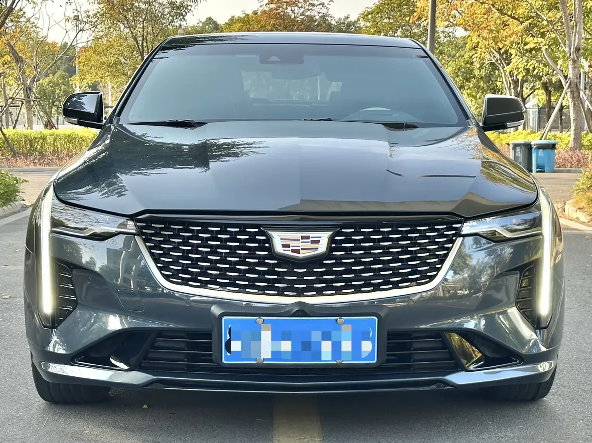 Cadillac CT4  из Китая