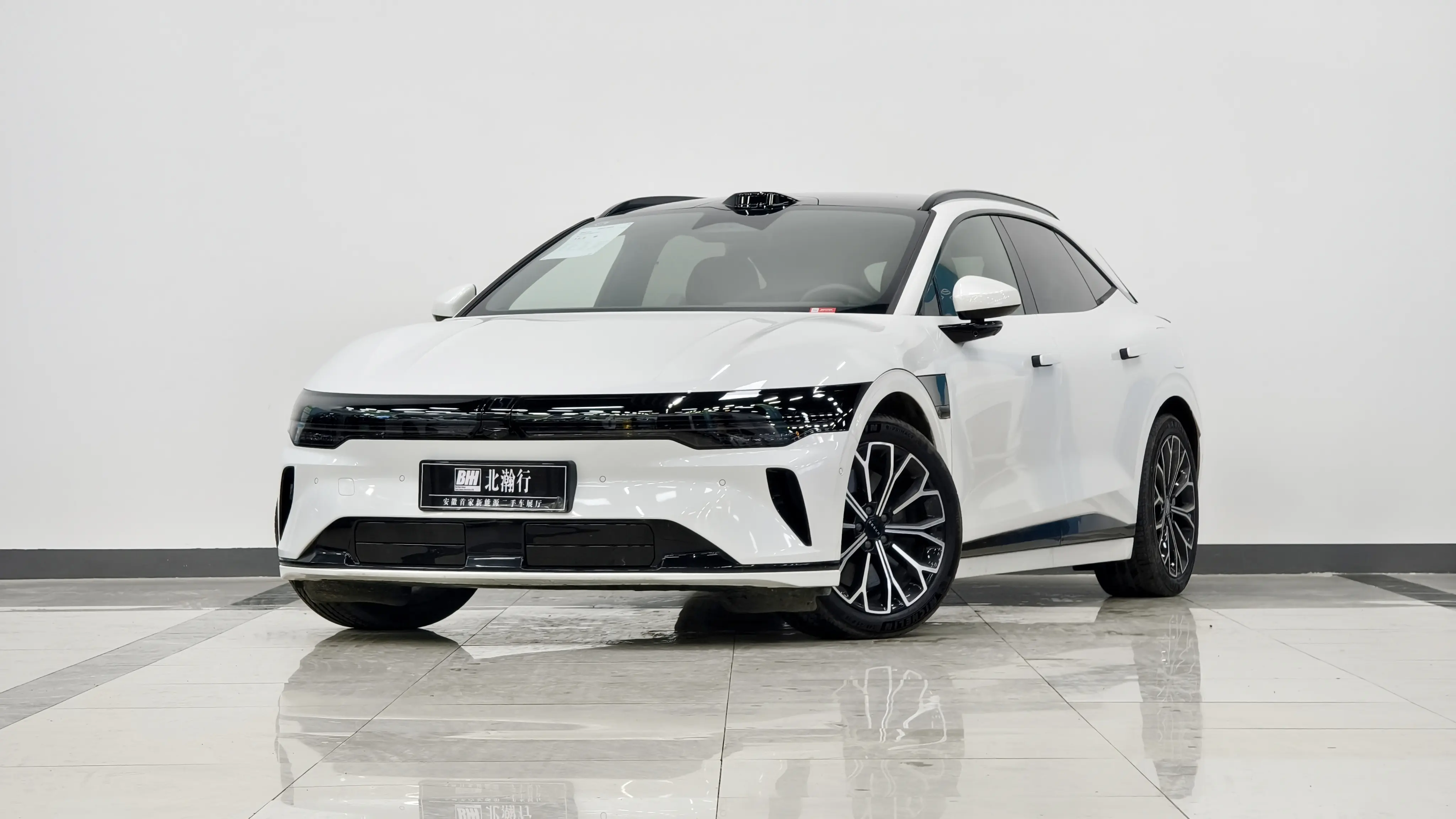 ZEEKR 007GT  из Китая