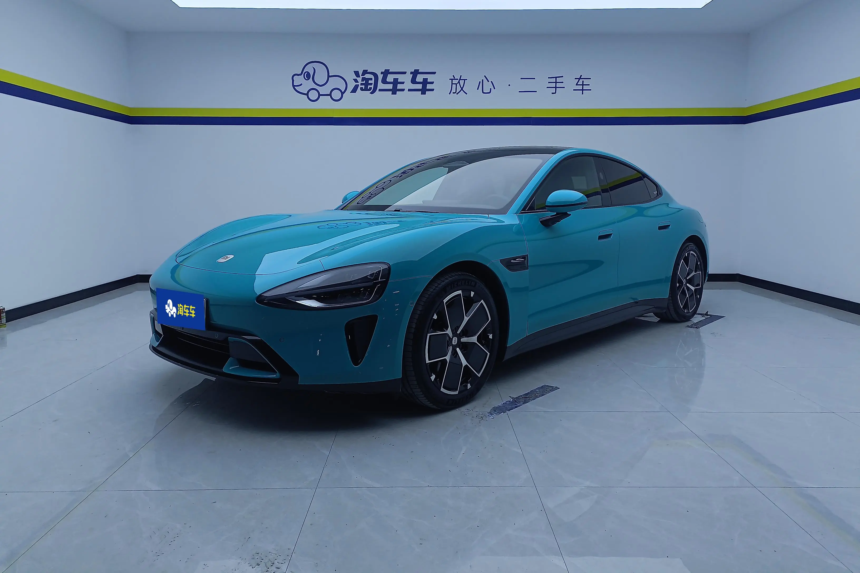 Xiaomi car Xiaomi SU7  из Китая