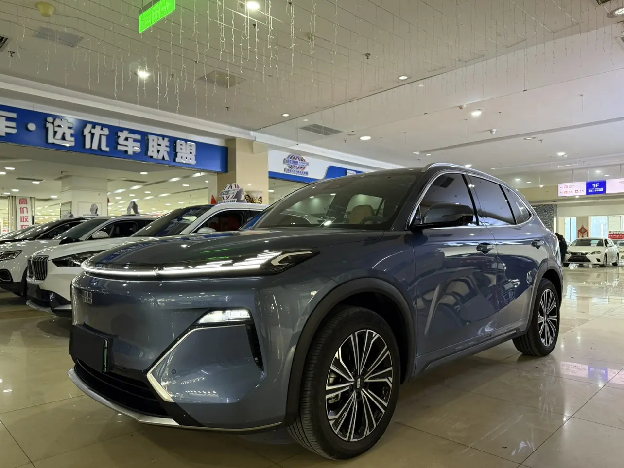 Geely Galaxy Starship 7 EM-i  из Китая