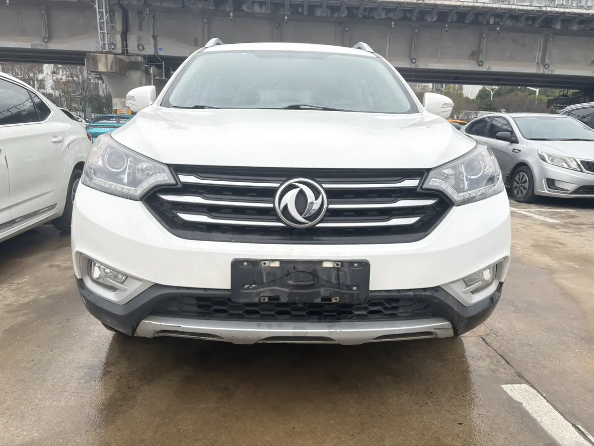 Dongfeng Fengshen AX7  из Китая