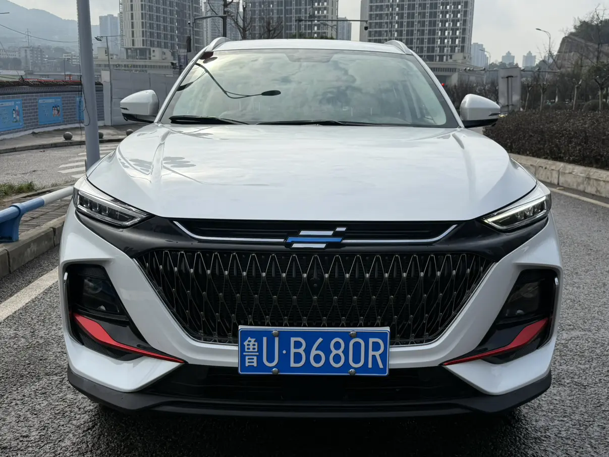 Oshan Changan Auchan X7 PLUS  из Китая