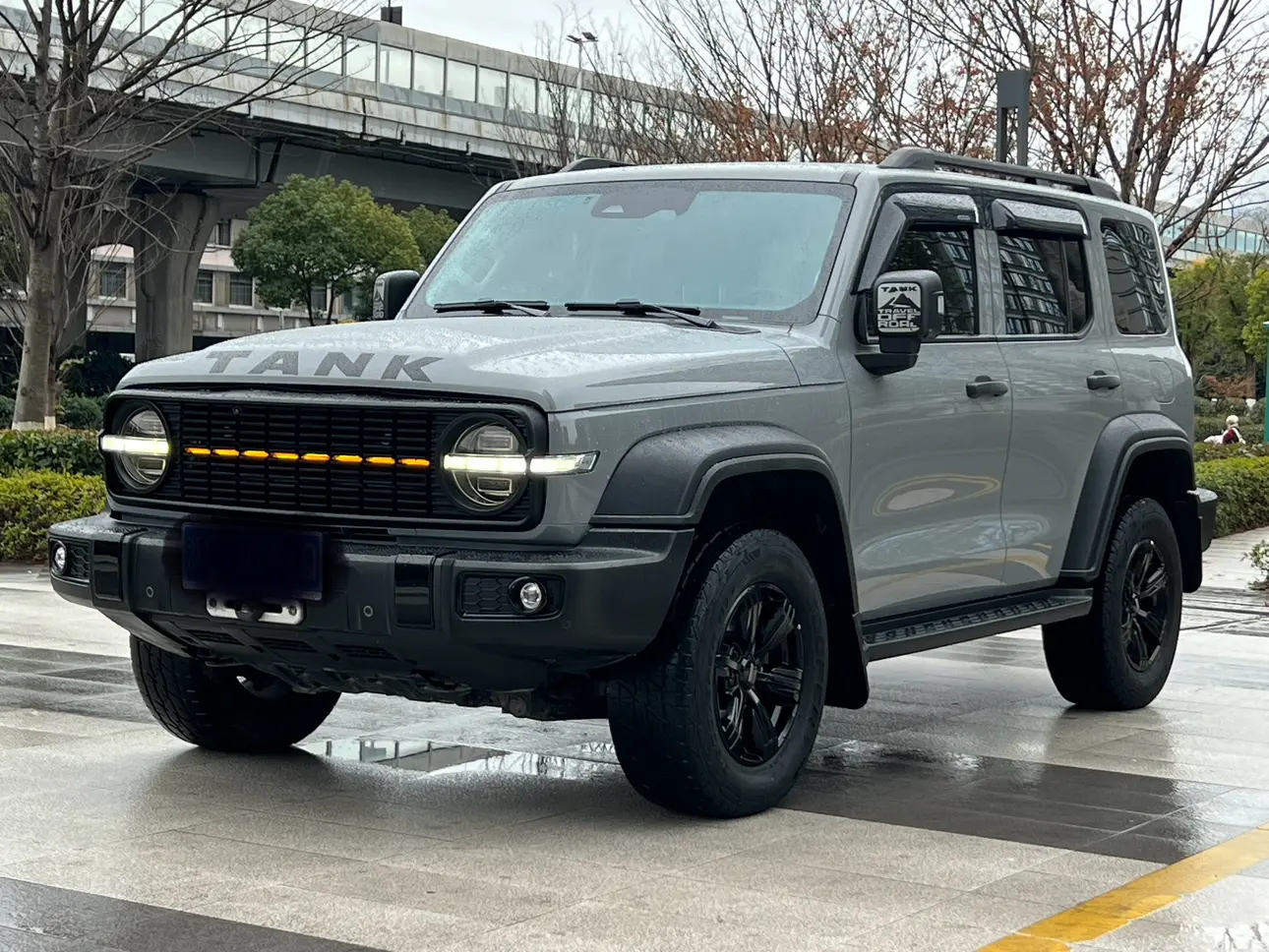 Tank 300  из Китая