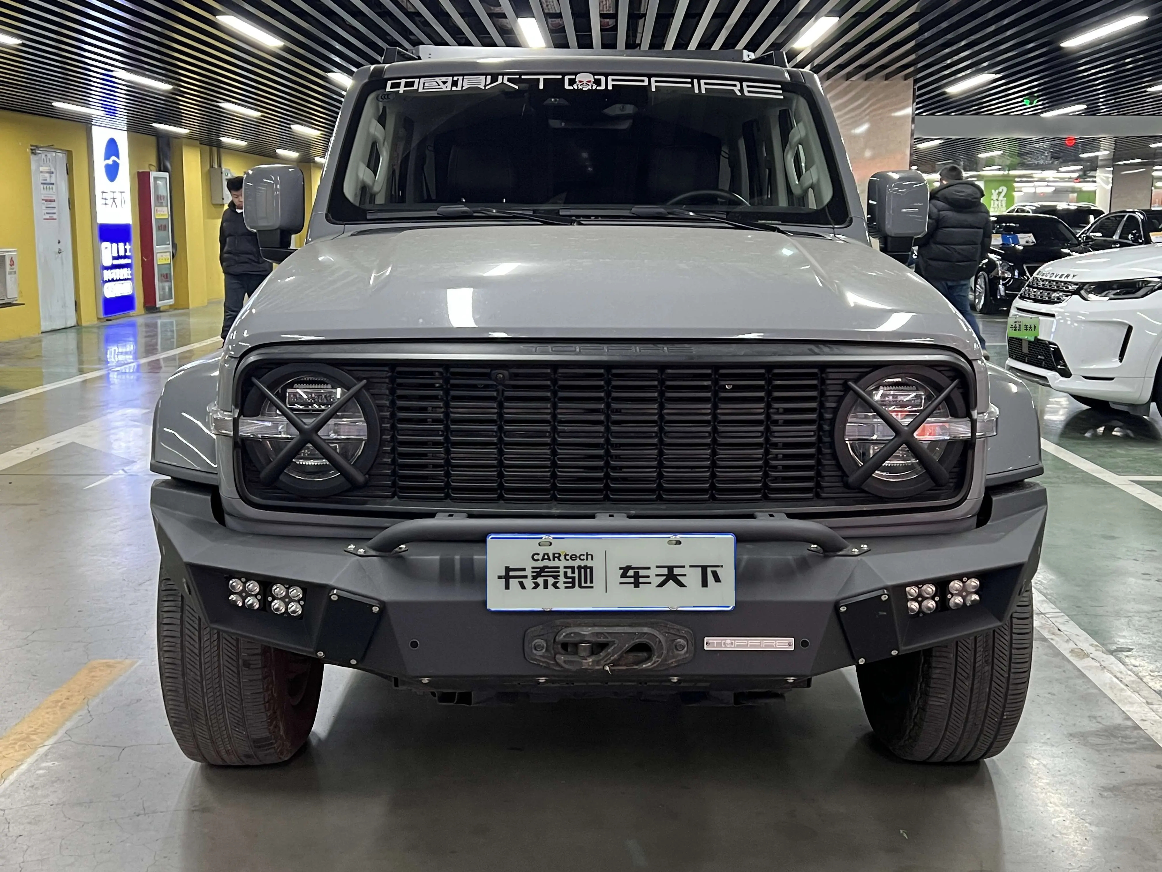 Tank 300  из Китая