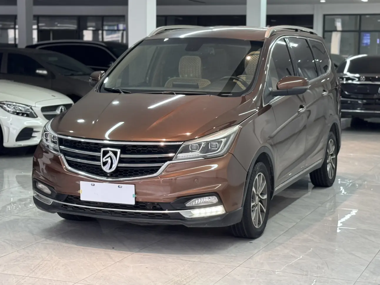 Baojun 730  из Китая