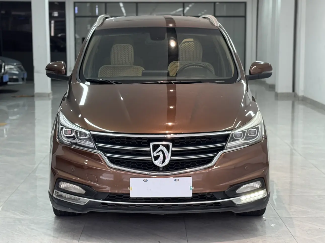 Baojun 730  из Китая