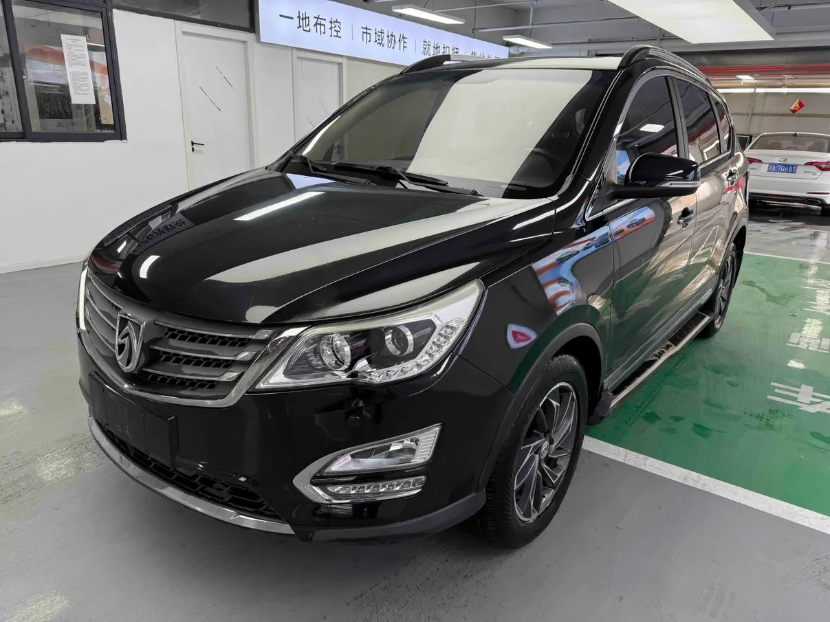 Baojun 560  из Китая