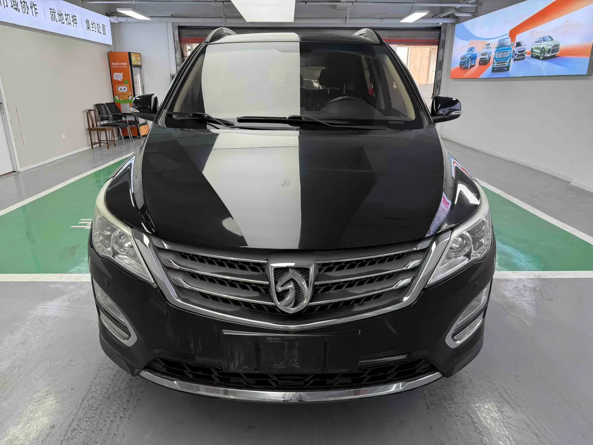 Baojun 560  из Китая