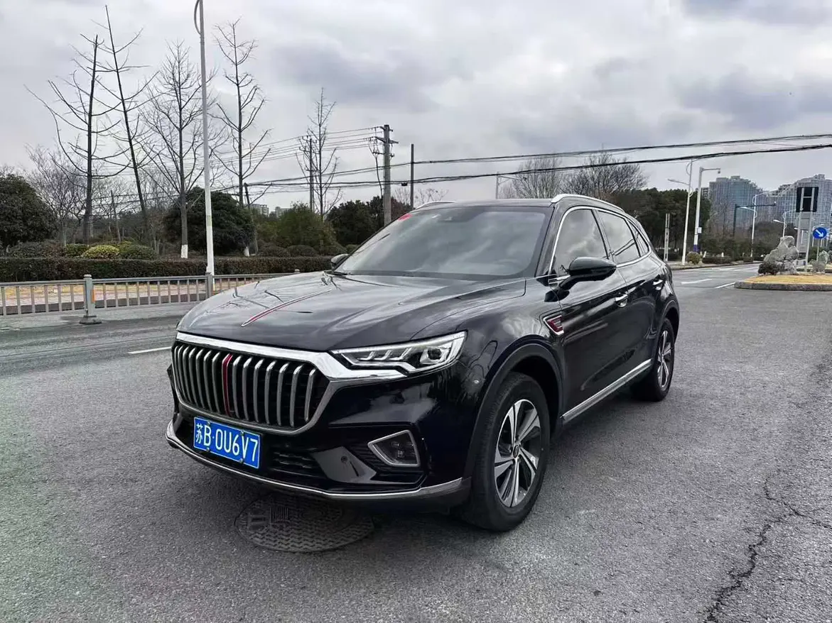 Hongqi HS5  из Китая