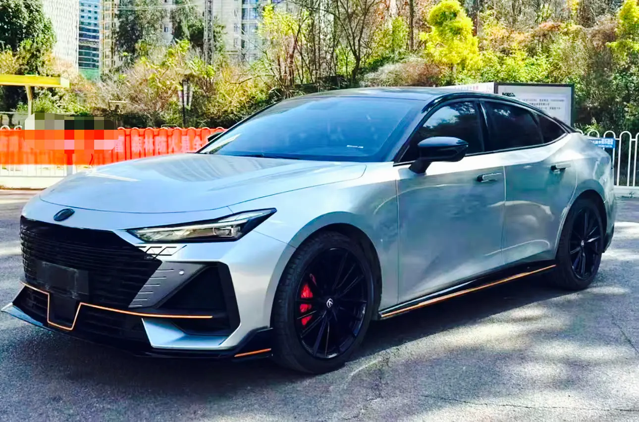 Changan UNI-V  из Китая