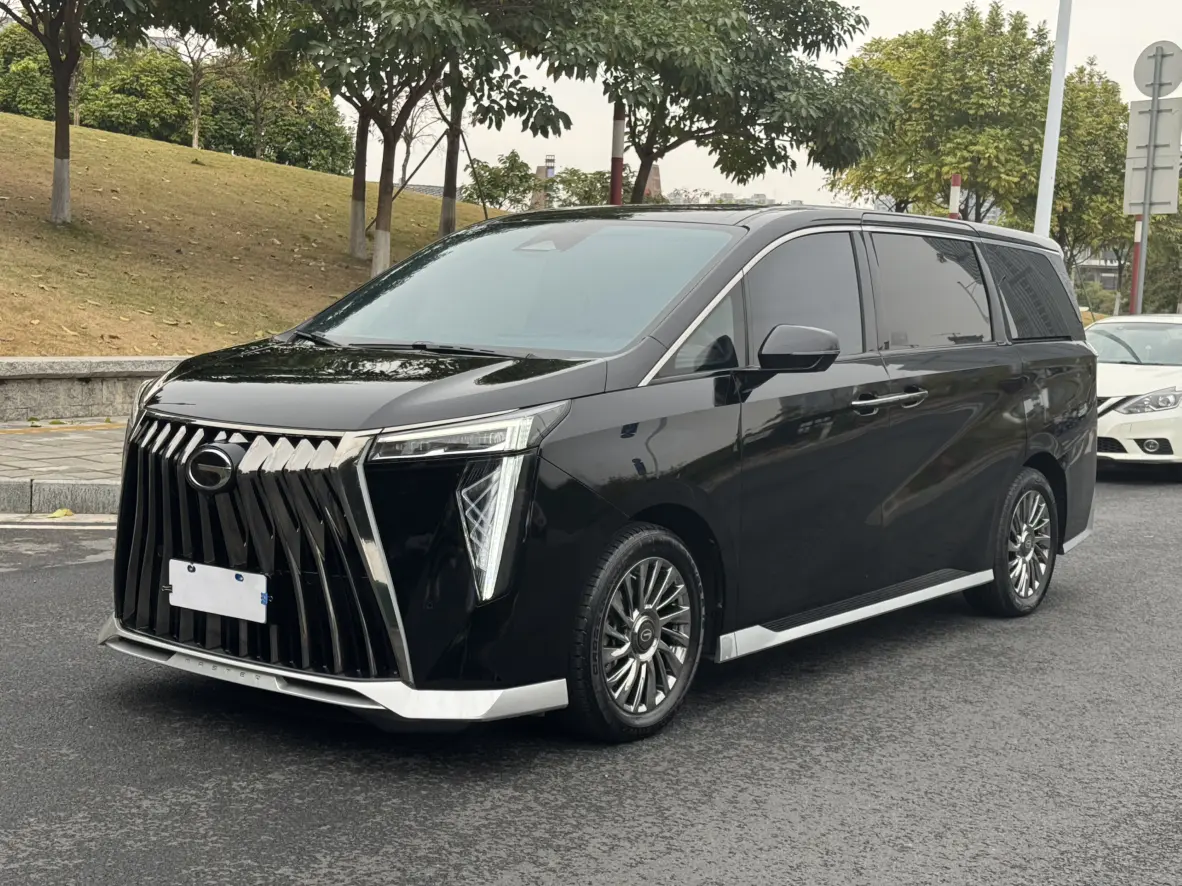 GAC Trumpchi M8  из Китая