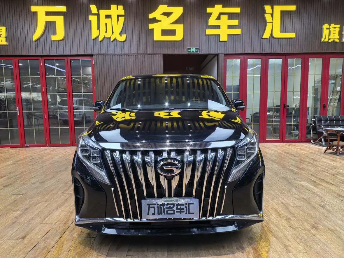 GAC Trumpchi M8  из Китая