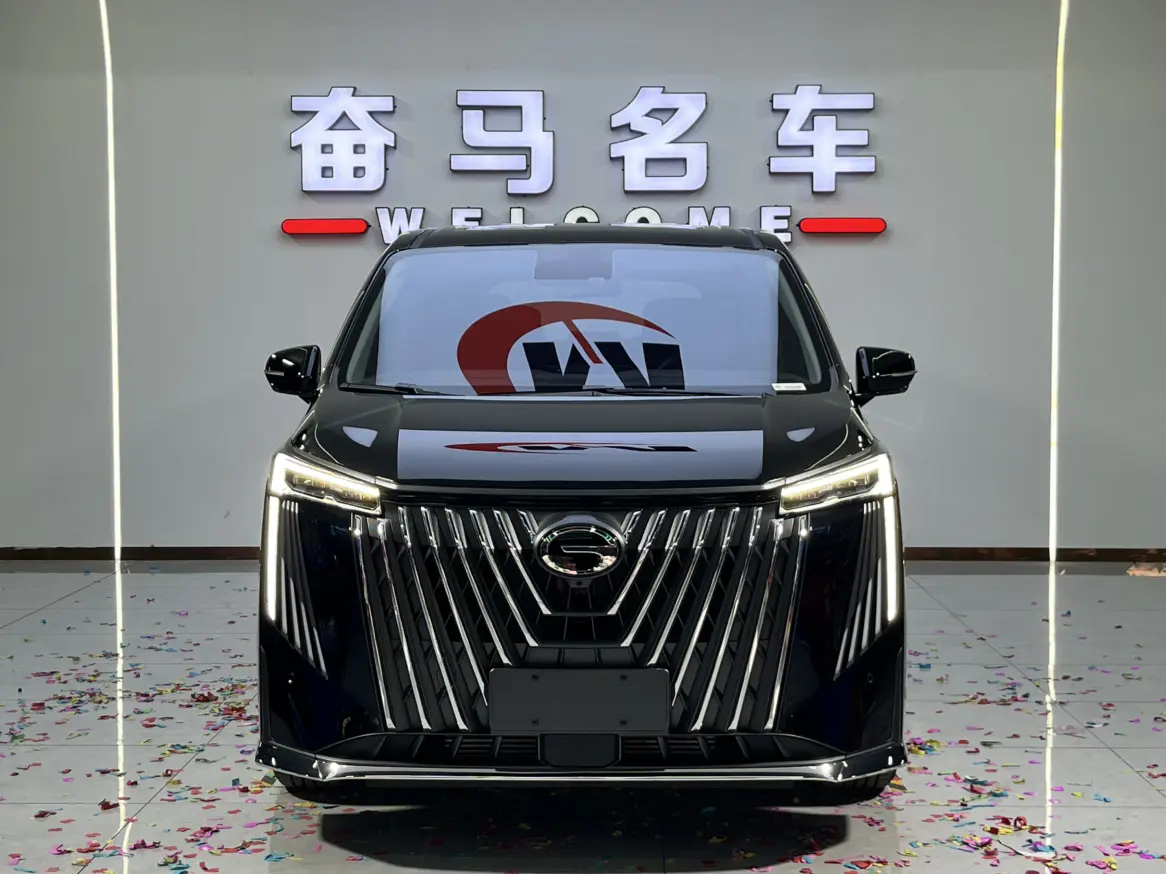 GAC Trumpchi M8  из Китая