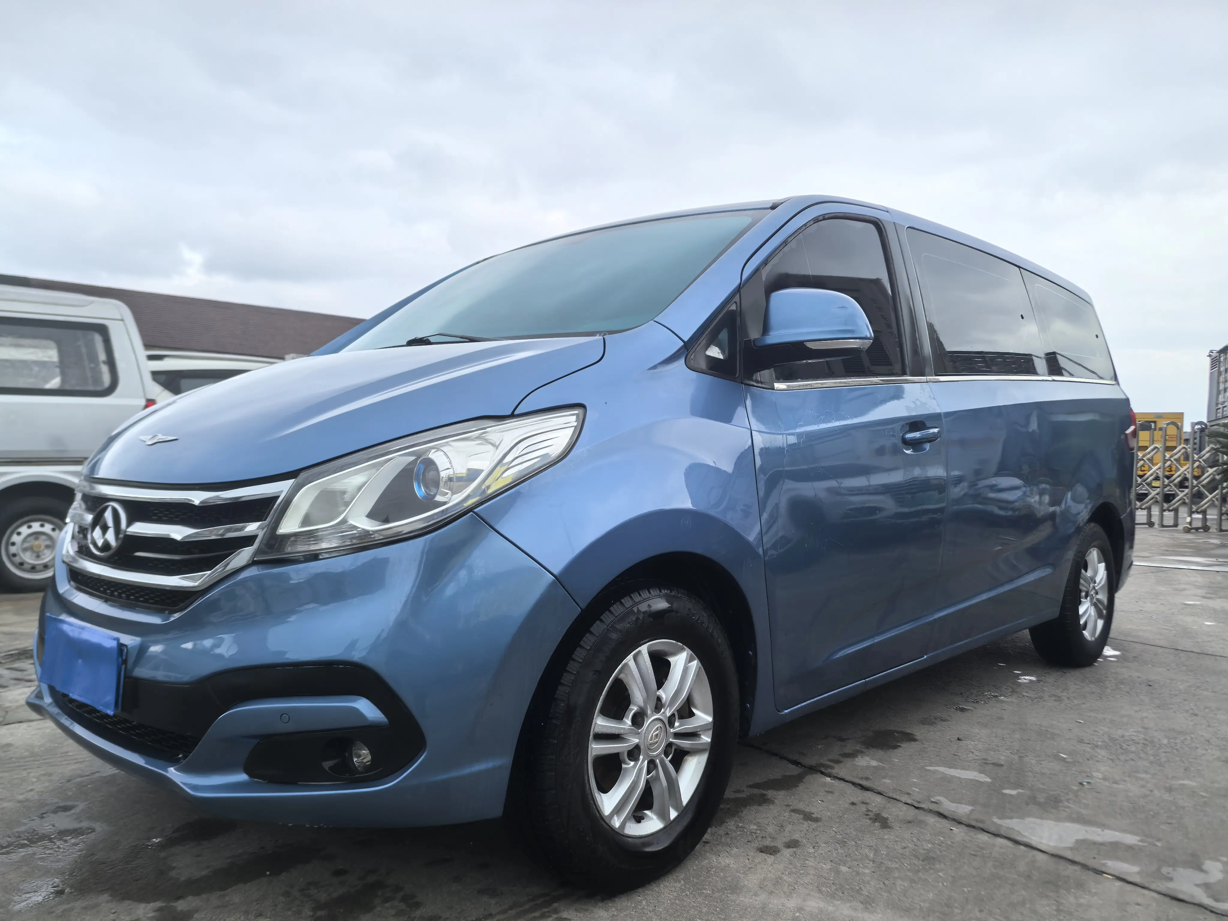 Datong Maxus G10  из Китая