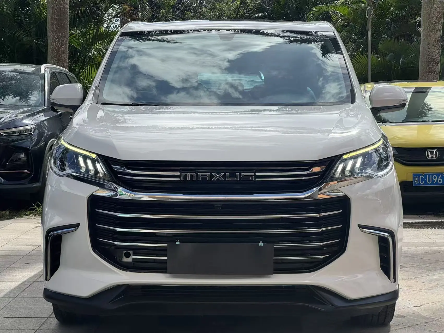 Datong Maxus G50  из Китая