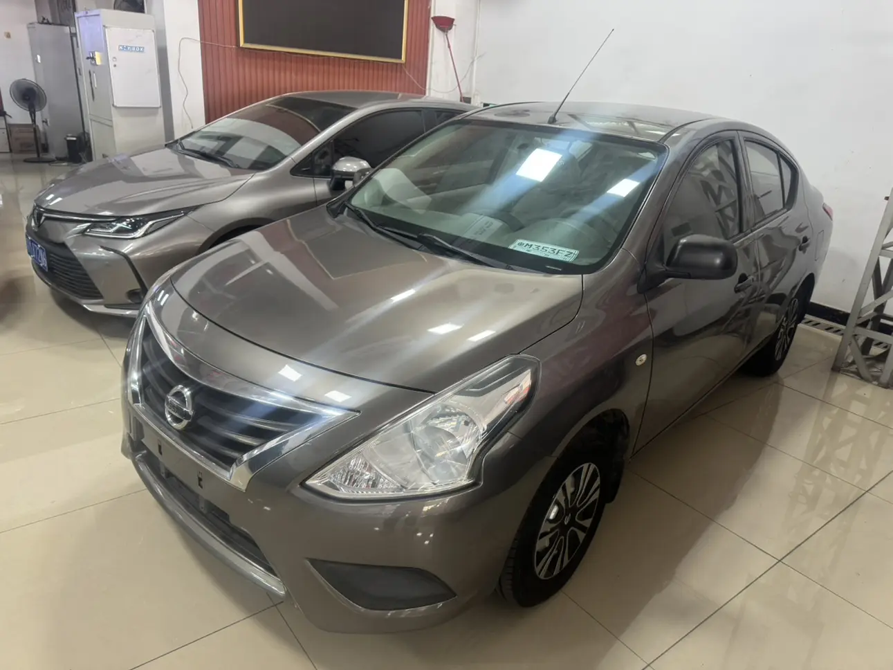 Nissan Sunlight  из Китая