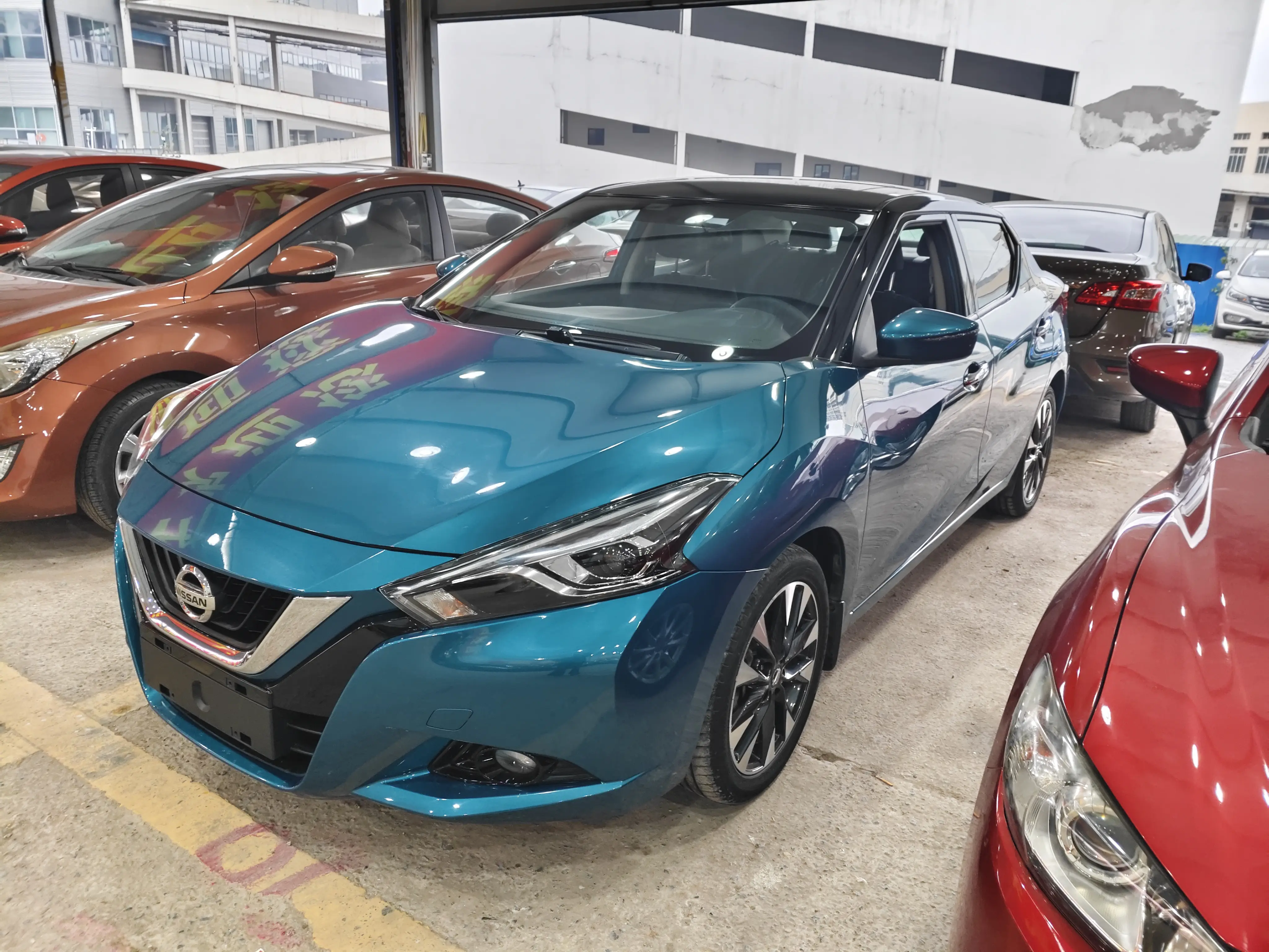 Nissan Bluebird  из Китая