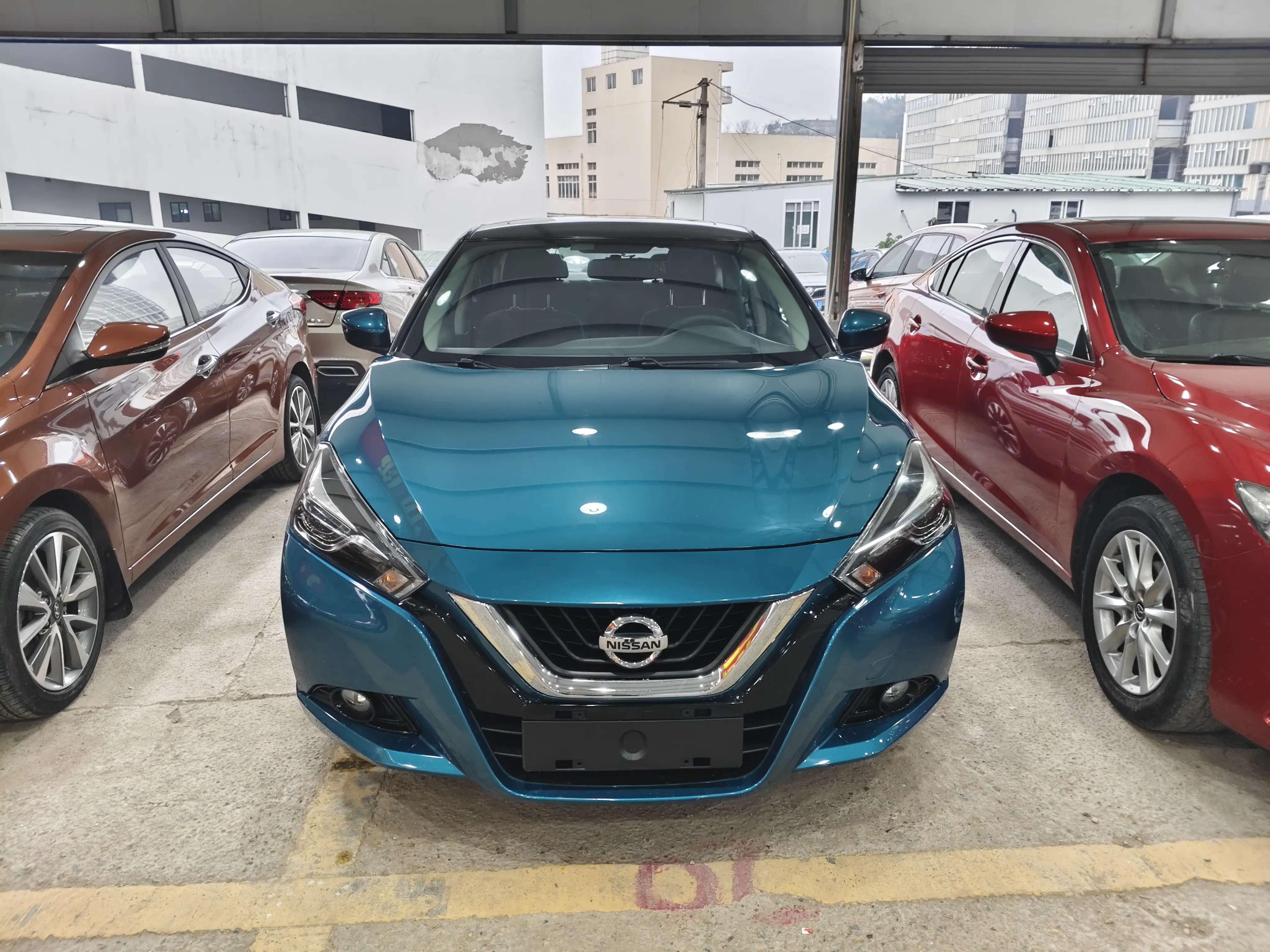 Nissan Bluebird  из Китая