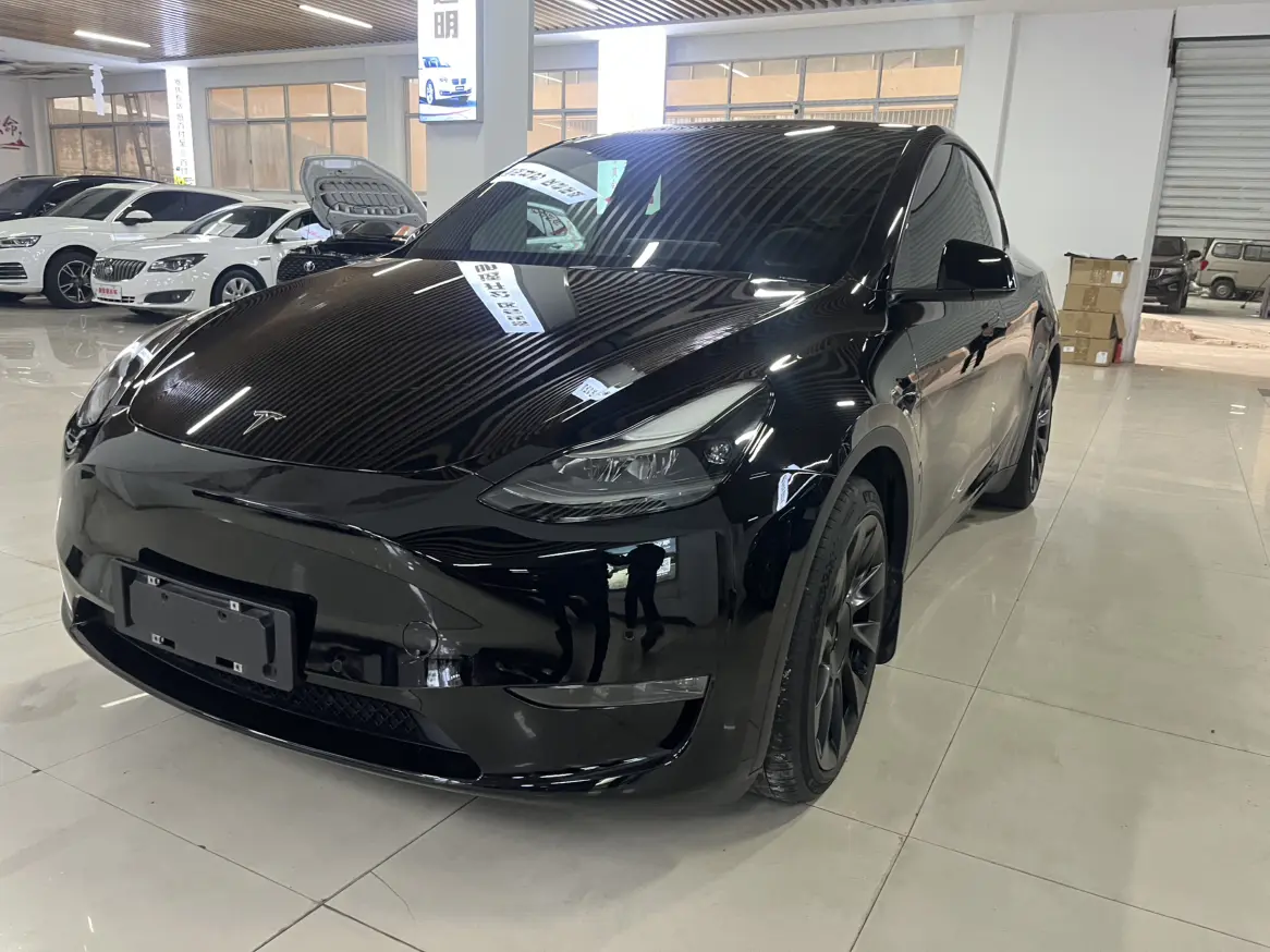 Tesla Model Y  из Китая