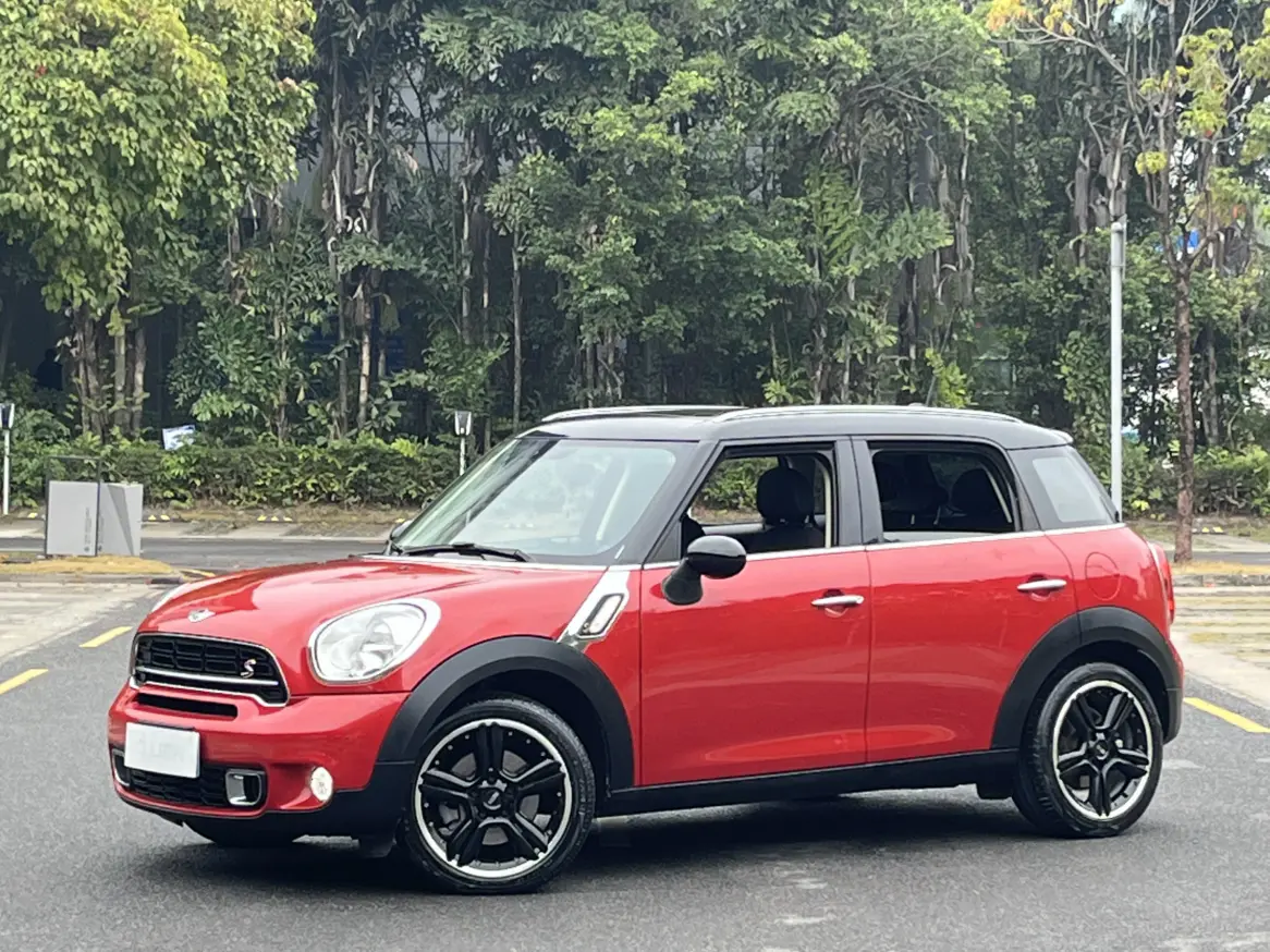 MINI COUNTRYMAN