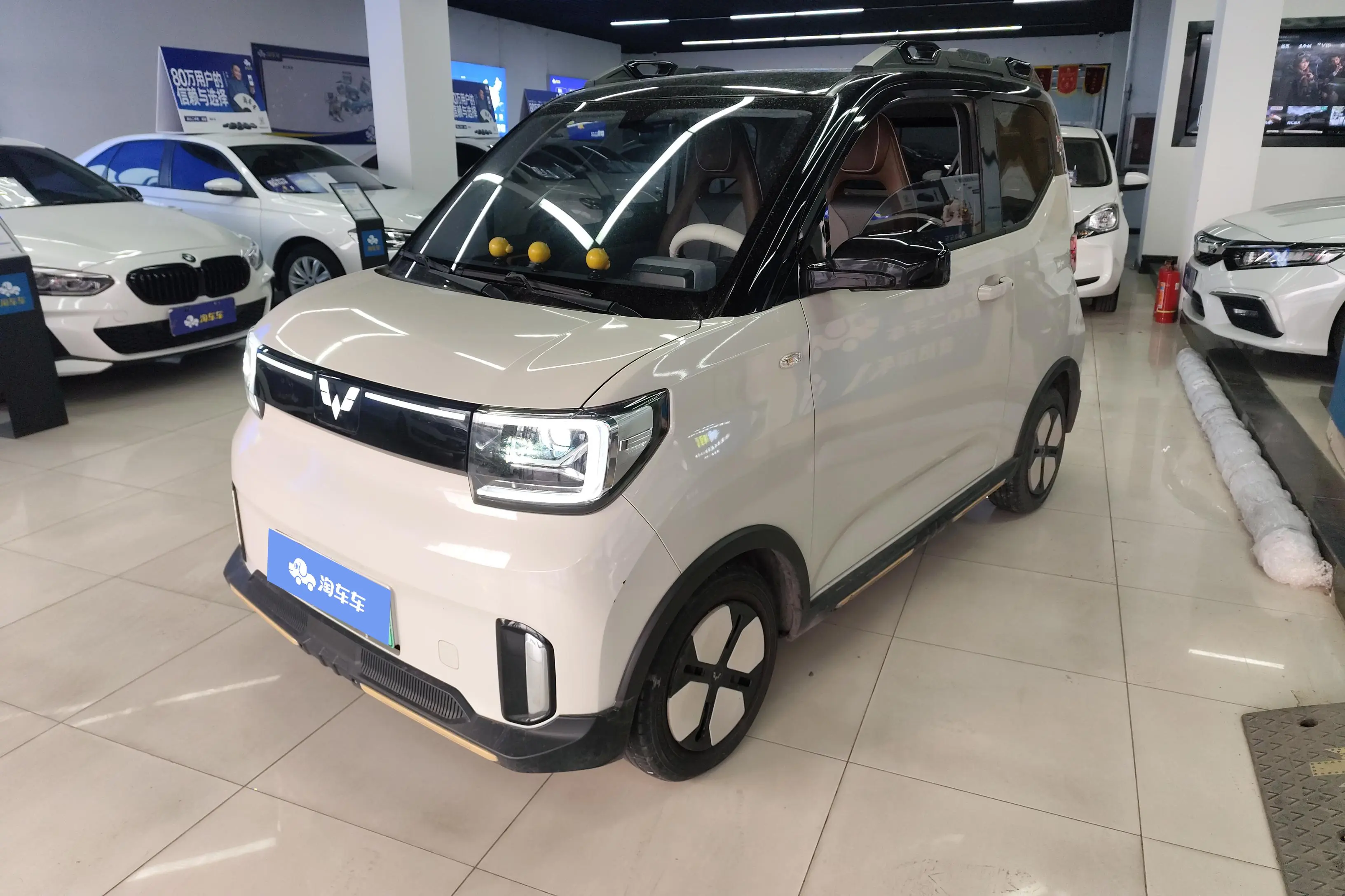 Wuling Hongguang MINIEV  из Китая