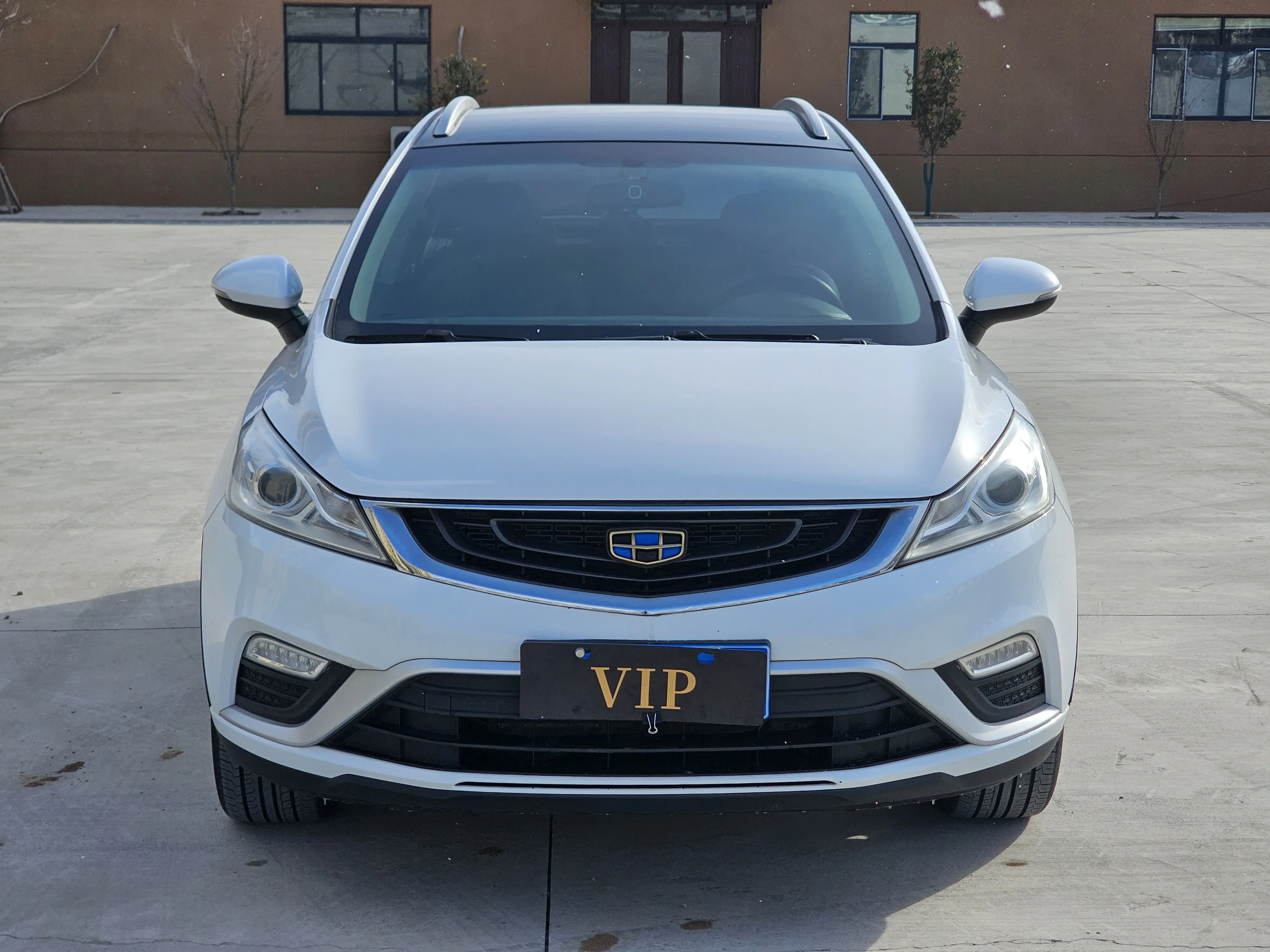 Geely Emgrand GS  из Китая