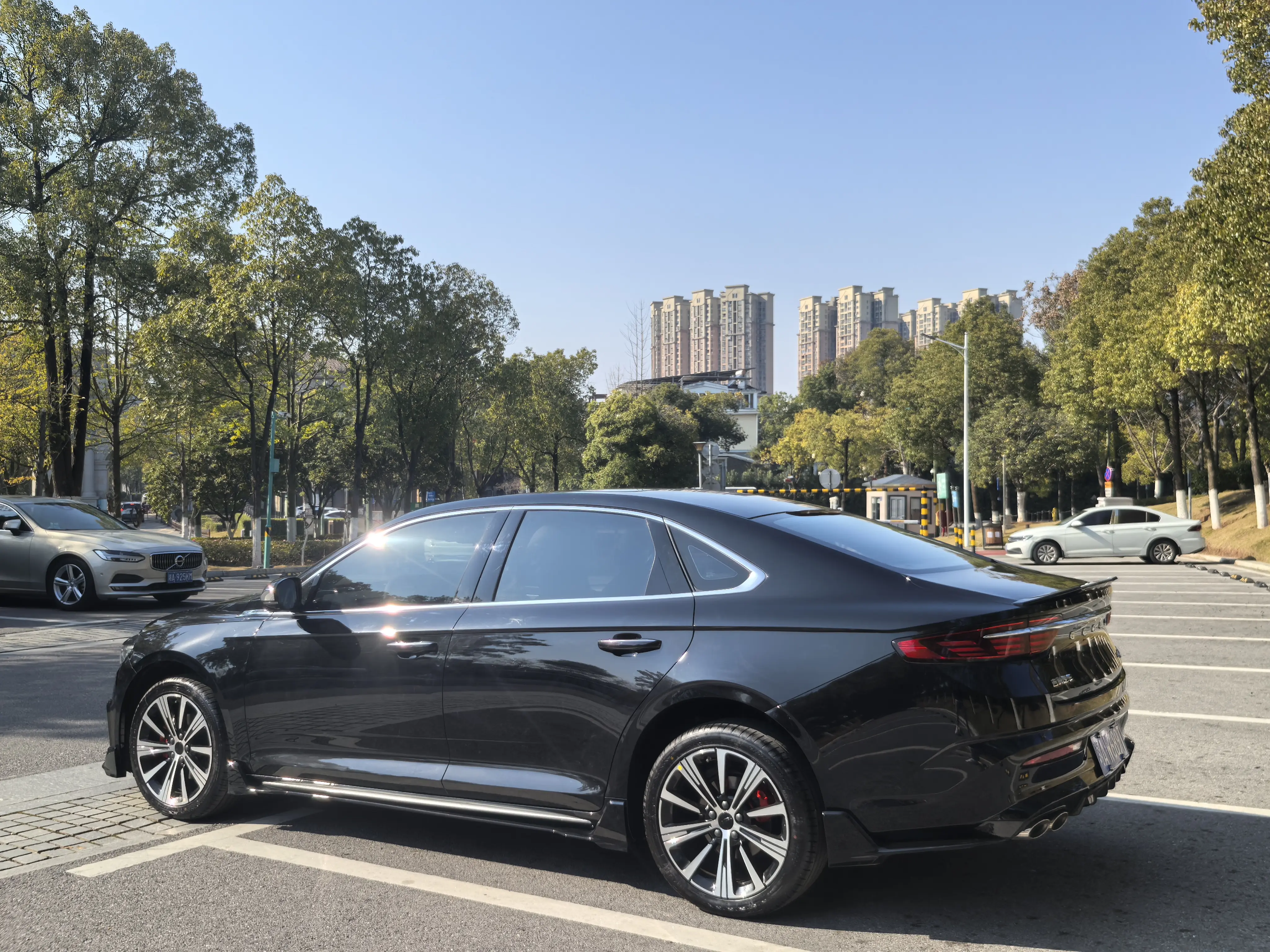 Geely Xing Rui  из Китая