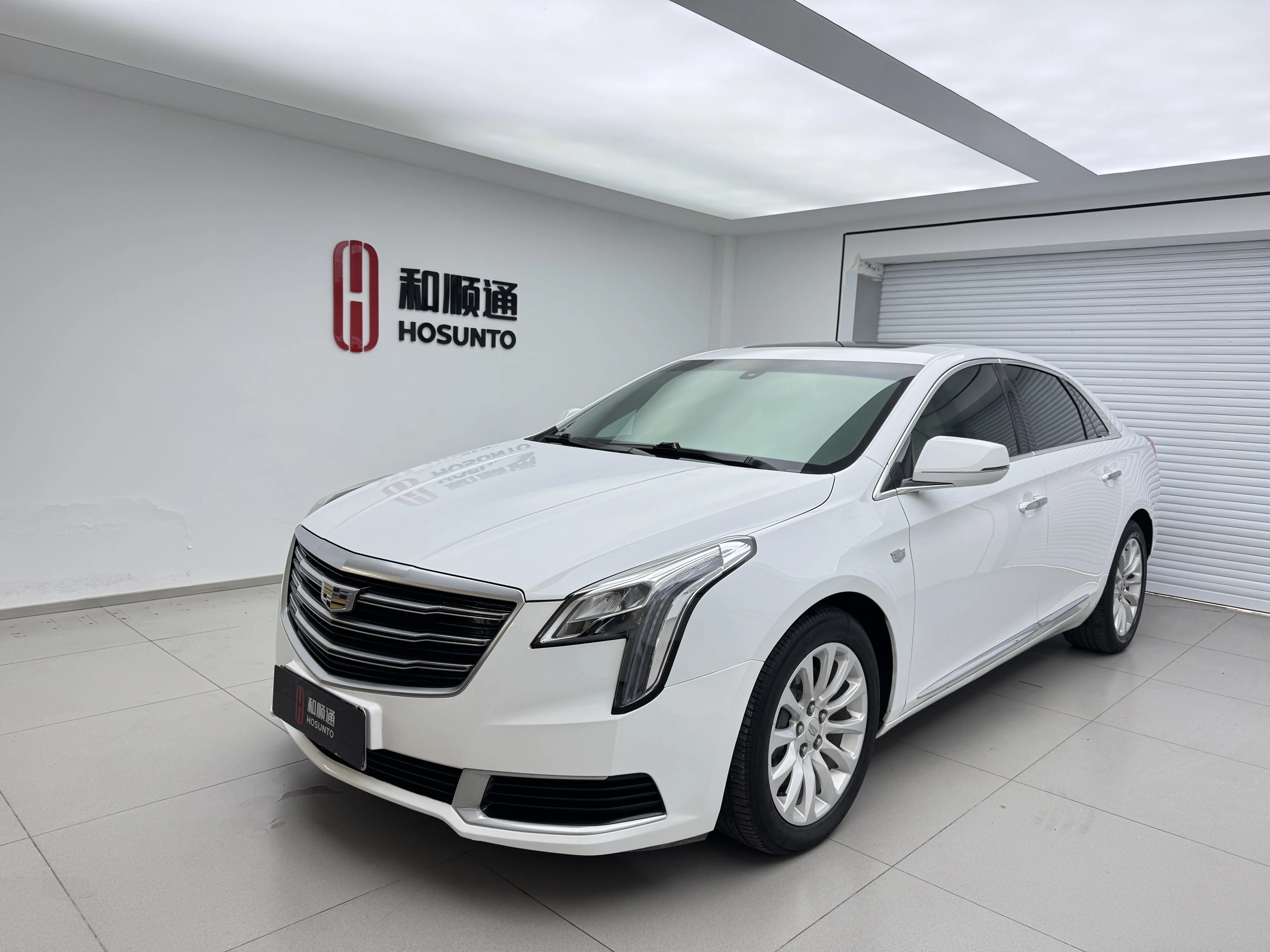 Cadillac XTS  из Китая