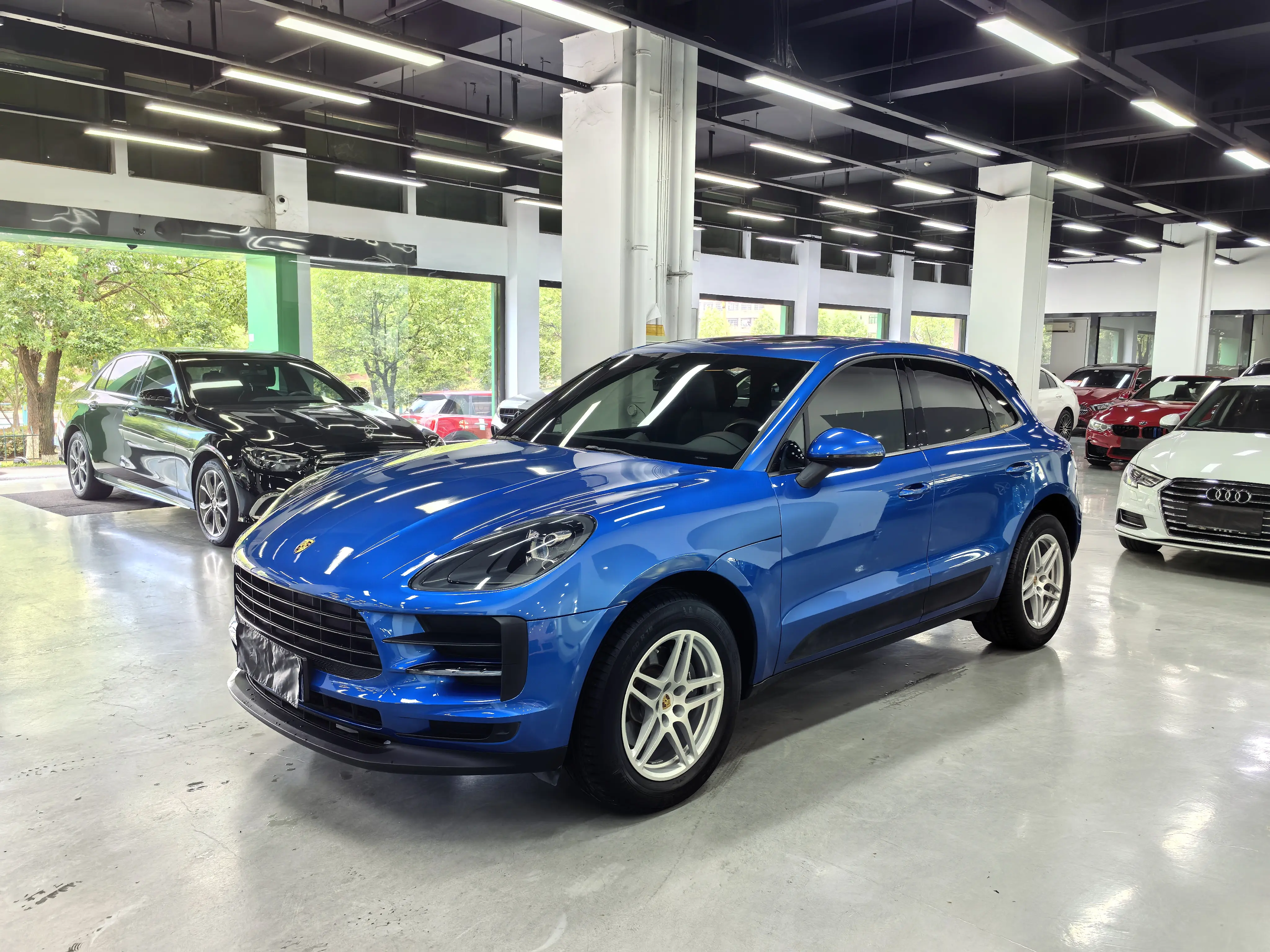 Porsche Macan  из Китая