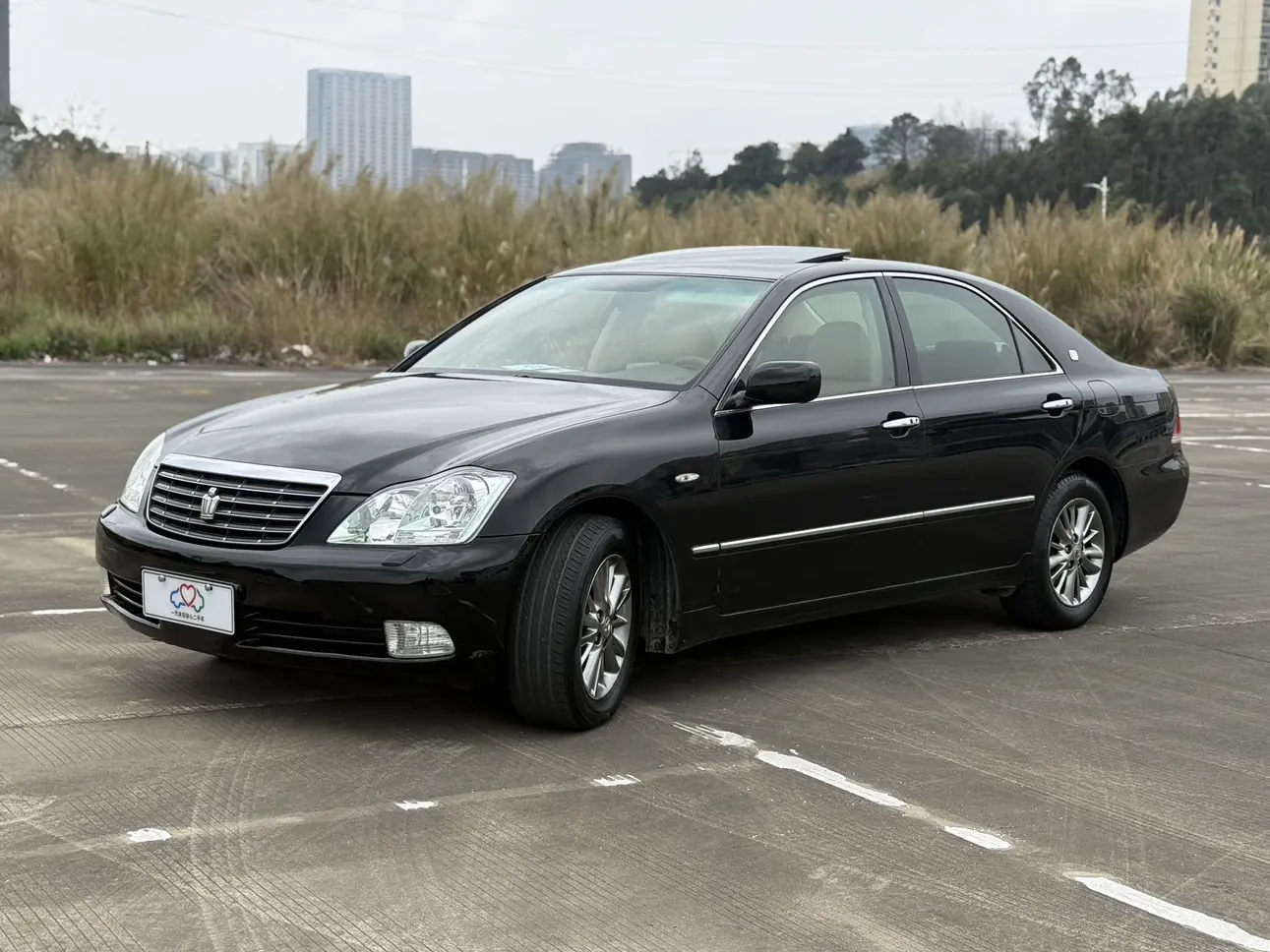 Toyota Crown  из Китая