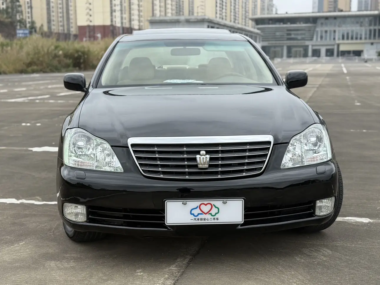 Toyota Crown  из Китая