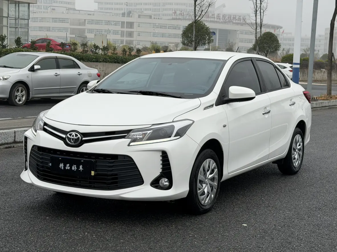 Toyota Vios  из Китая